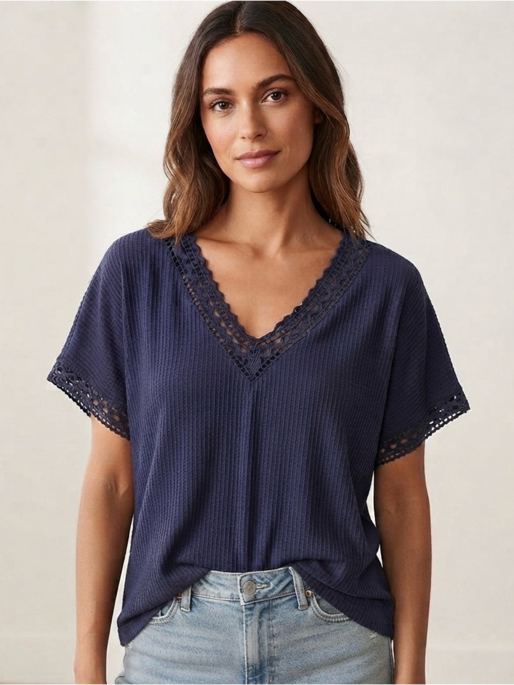 Como Blu V-Neck Lace Trim Waffle Knit Top